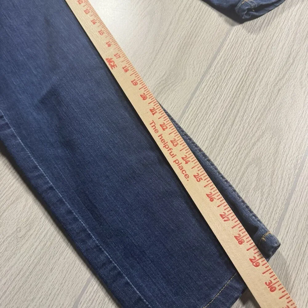 Dearborn Denim Jeans Straight Leg Women’s 33 x 29 Med Wash Stretch Made in USA